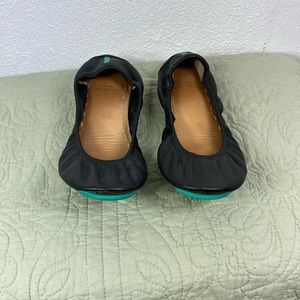 Tieks size W7